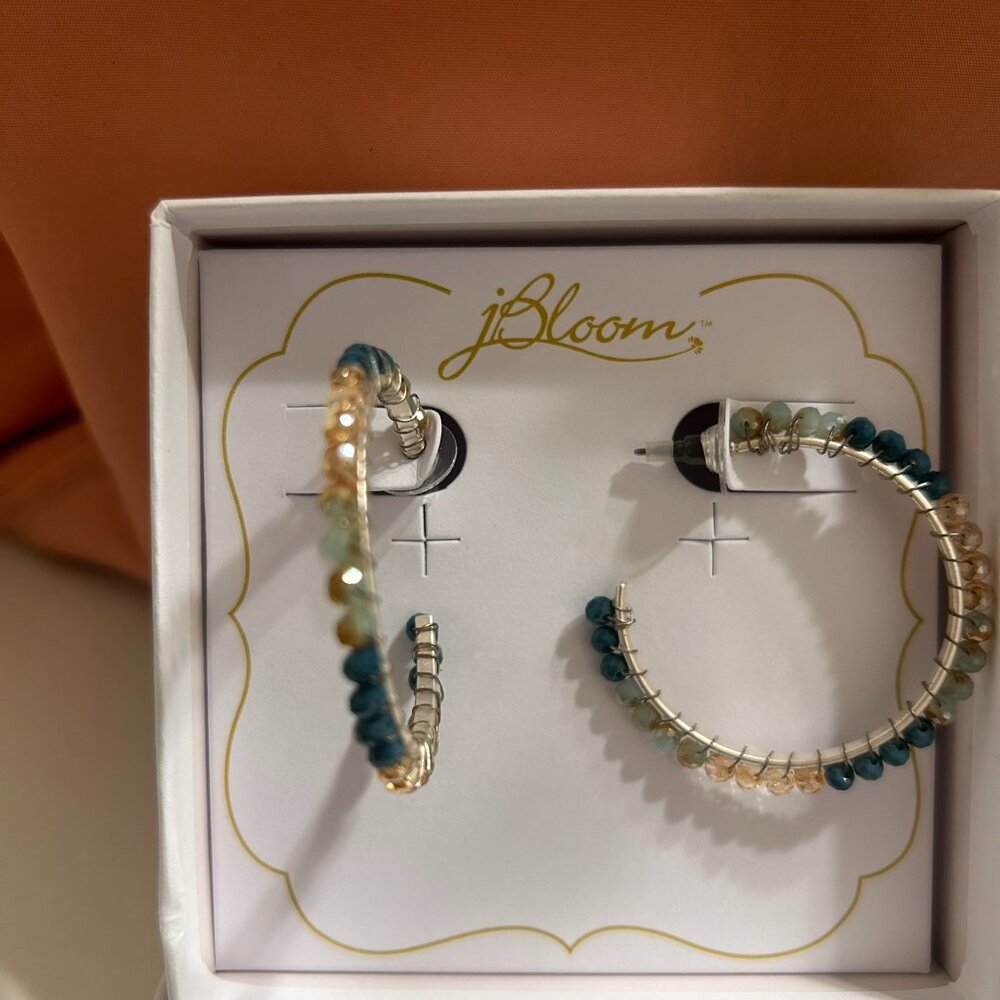 New, JBloom, silver tone with blue and tan beading